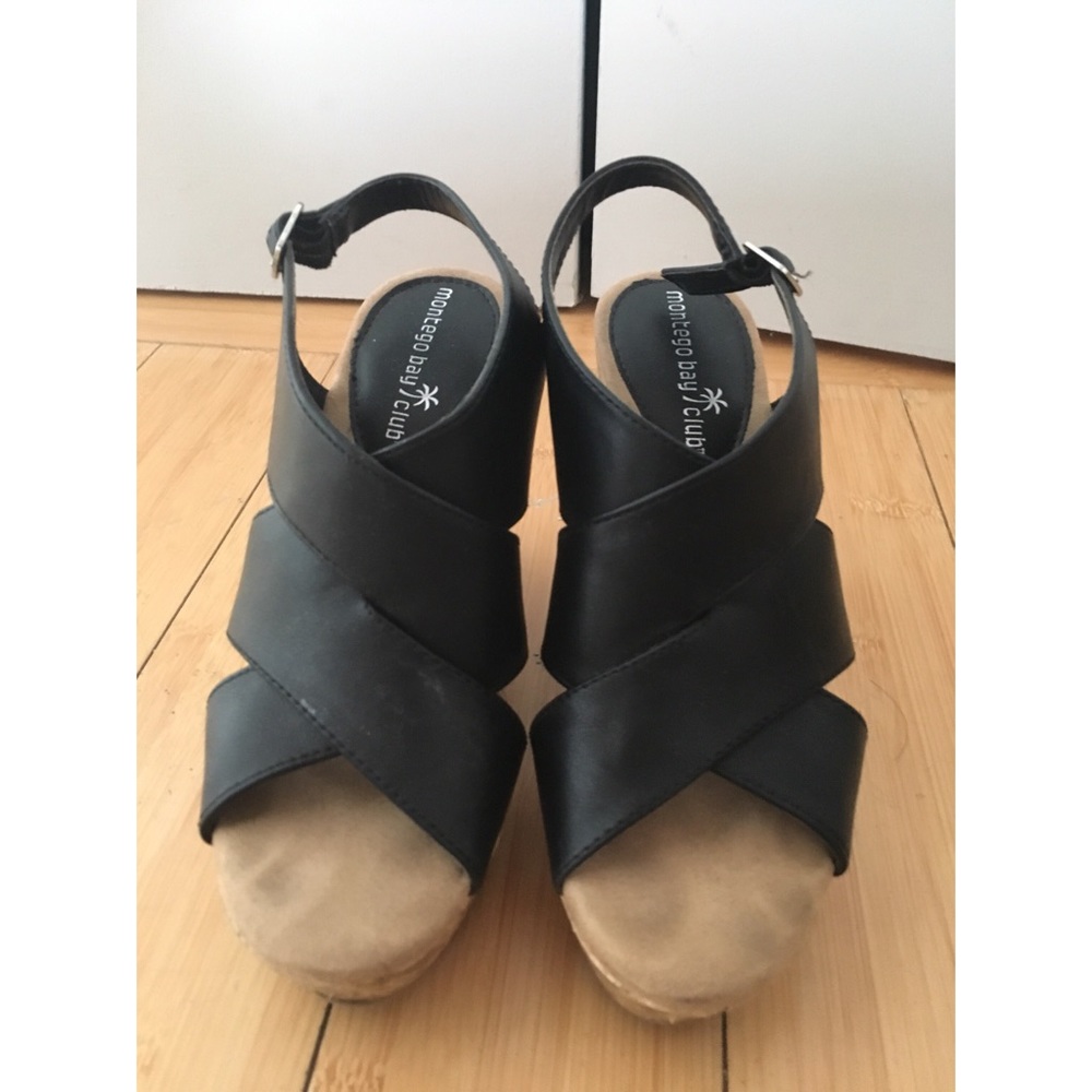 Black cork wedges
